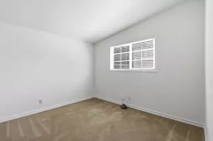 421 Burgoyne St, Mountain View, CA 94043 - Photo 23