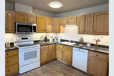 1170 Foster City Blvd 303, Foster City, CA 94404 - Photo 9