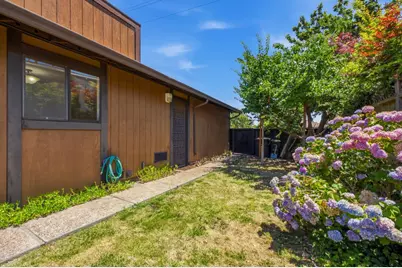888 N Rengstorff Ave, Mountain View, CA 94043 - Photo 31