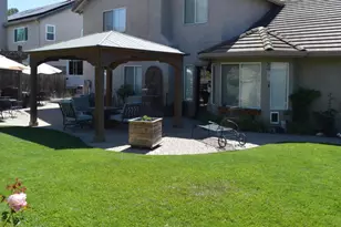 1121 Cypress St, Hollister, CA 95023 - Photo 9