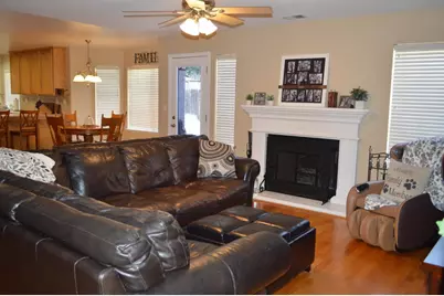 1121 Cypress St, Hollister, CA 95023 - Photo 21