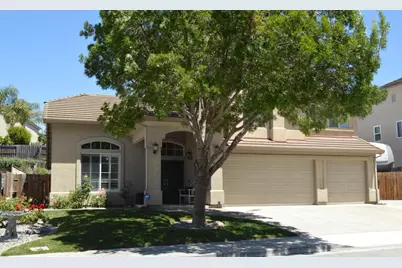 1121 Cypress St, Hollister, CA 95023 - Photo 1