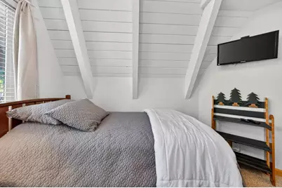 458 Peninsula Dr, Westwood, CA 96137 - Photo 31