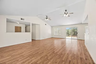 30159 Horseshoe Dr, Coarsegold, CA 93614 - Photo 13