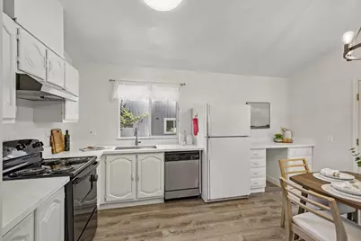 17415 Locust Dr, Los Gatos, CA 95033 - Photo 9