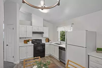 17415 Locust Dr, Los Gatos, CA 95033 - Photo 11