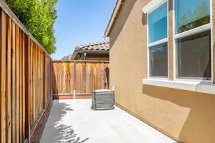 1151 Garcia Gln, Hollister, CA 95023 - Photo 9