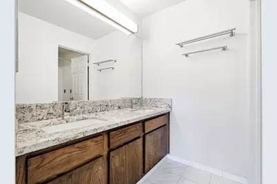 322 Hanover Ave 511, Oakland, CA 94606 - Photo 23