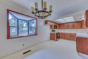 17742 Berta Canyon Rd, Salinas, CA 93907 - Photo 21