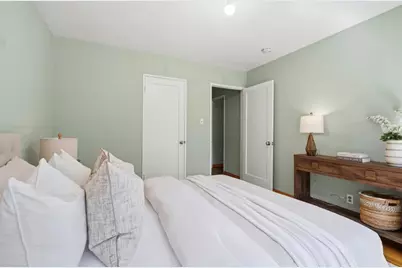 570 Kenwood Dr, Menlo Park, CA 94025 - Photo 21
