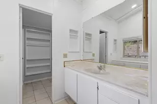 353 Millpond Dr 353, San Jose, CA 95125 - Photo 5