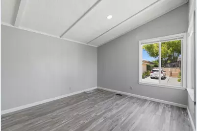 353 Millpond Dr 353, San Jose, CA 95125 - Photo 23