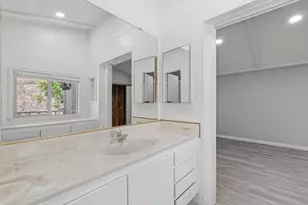 353 Millpond Dr 353, San Jose, CA 95125 - Photo 7