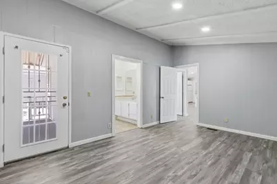 353 Millpond Dr 353, San Jose, CA 95125 - Photo 3