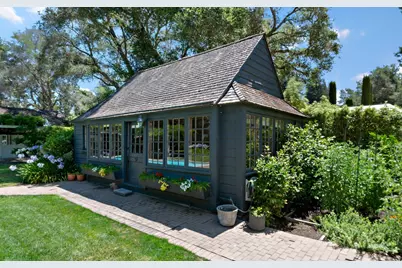 399 Selby Ln, Atherton, CA 94027 - Photo 17
