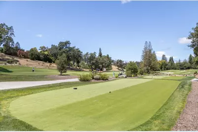 546 Sand Hill Cir, Menlo Park, CA 94025 - Photo 19