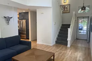 6101 Lambeck Ln, San Jose, CA 95119 - Photo 5