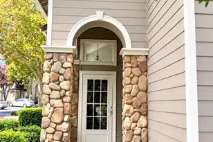 6101 Lambeck Ln, San Jose, CA 95119 - Photo 1