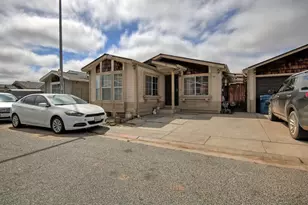 704 Garner Ave 30, Salinas, CA 93905 - Photo 1
