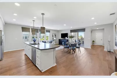1057 Foxglove Pl 203, San Jose, CA 95131 - Photo 17