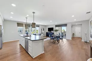 1057 Foxglove Pl 203, San Jose, CA 95131 - Photo 17