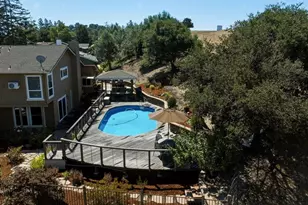 17795 Holiday Dr, Morgan Hill, CA 95037 - Photo 49
