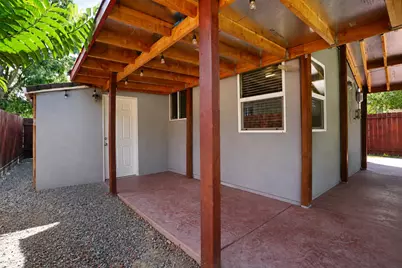 3713 18th Ave, Sacramento, CA 95820 - Photo 7