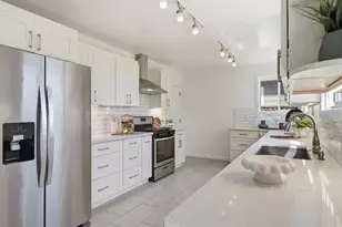 1753 Alameda de las Pulgas, San Carlos, CA 94070 - Photo 7
