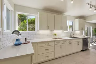 1753 Alameda de las Pulgas, San Carlos, CA 94070 - Photo 9