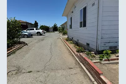 1057 N Sanborn Rd, Salinas, CA 93905 - Photo 1