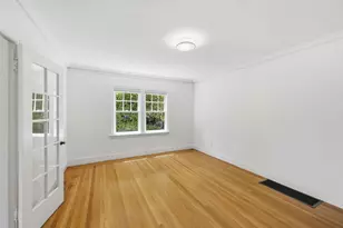 2460 Poppy Dr, Burlingame, CA 94010 - Photo 15
