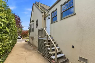 2460 Poppy Dr, Burlingame, CA 94010 - Photo 33
