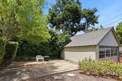2460 Poppy Dr, Burlingame, CA 94010 - Photo 31