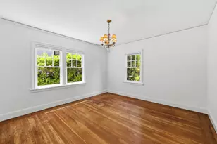 2460 Poppy Dr, Burlingame, CA 94010 - Photo 17