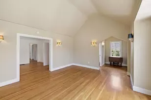 2460 Poppy Dr, Burlingame, CA 94010 - Photo 9