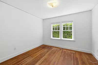 2460 Poppy Dr, Burlingame, CA 94010 - Photo 19