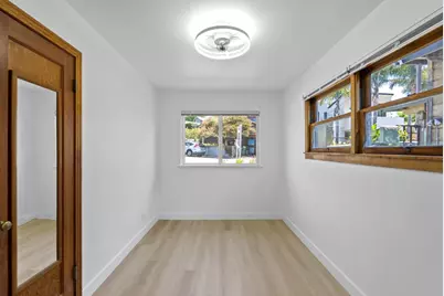 525 Riverview Dr, Capitola, CA 95010 - Photo 17