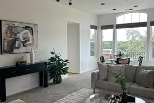 6147 Country Club Pkwy, San Jose, CA 95138 - Photo 5