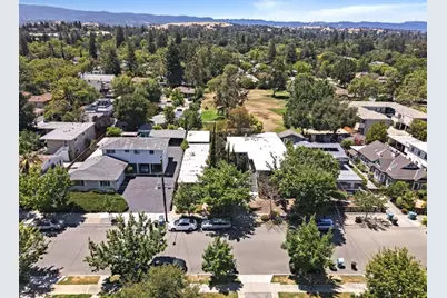 2110 Williams St, Palo Alto, CA 94306 - Photo 11