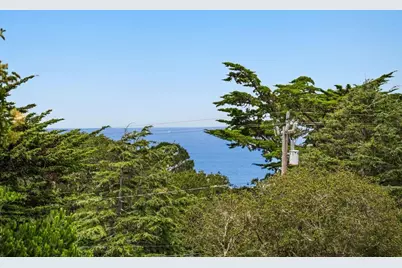 304 Stuart Ave, Pacific Grove, CA 93950 - Photo 7