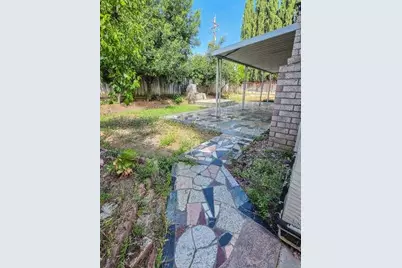2255 Elkhorn Ct, San Jose, CA 95125 - Photo 25