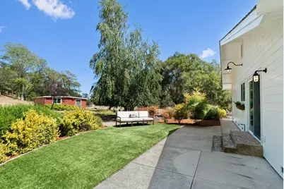 860 Larkin Valley Rd, Watsonville, CA 95076 - Photo 37