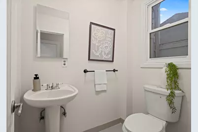2270 27th Ave, San Francisco, CA 94116 - Photo 13