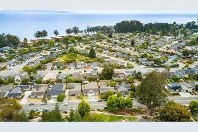 1139 Callas Ln 4, Capitola, CA 95010 - Photo 29