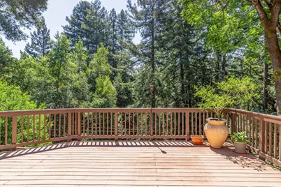 21590 Madrone Dr, Los Gatos, CA 95033 - Photo 19
