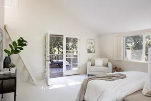 10172 Oakwood Cir, Carmel, CA 93923 - Photo 13