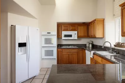 10172 Oakwood Cir, Carmel Valley, CA 93923 - Photo 9