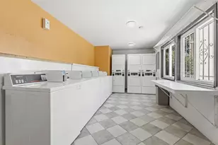 124 Monte Verano Ct, San Jose, CA 95116 - Photo 23