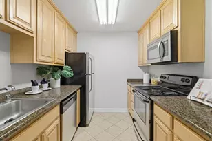 124 Monte Verano Ct, San Jose, CA 95116 - Photo 7
