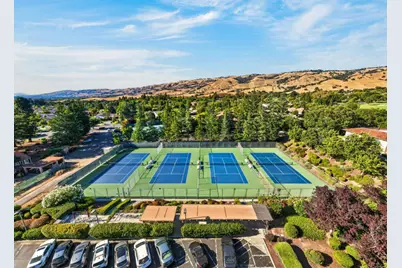 5001 Cribari Vale, San Jose, CA 95135 - Photo 49